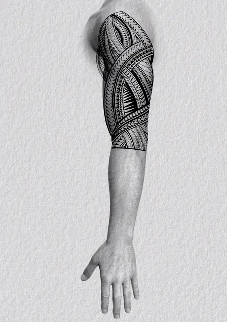 Diseño de tatuaje polinesio disponible para reservar maorí con líneas curvas y ornamento, dibujado por Leo Martínez en Koru Tatau · A Sailor's Grave Tattoo Barcelona, Granollers.