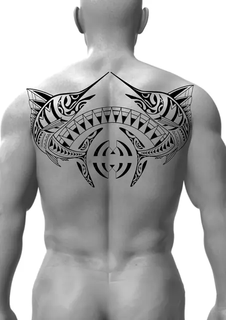 Diseño de tatuaje polinesio disponible para reservar de estilo polinesio con simbología marina, dibujado por Leo Martínez en Koru Tatau · A Sailor's Grave Tattoo Barcelona, Granollers.